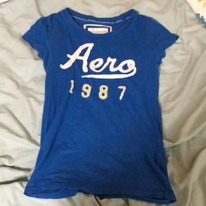 i am selling an aeropostale shirt